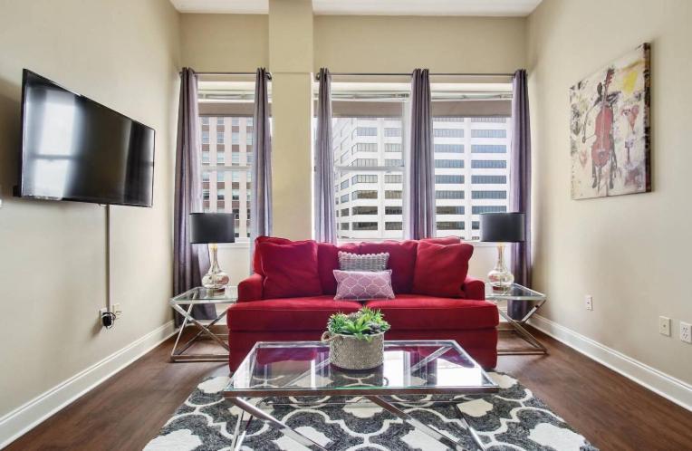 Amazing Condos Beautiful View 2 Blocks To French Quarter, Small Rooftop Pool, Gym, Seanger Theater, Super Dome, And Bourbon St New Orleans Exterior photo